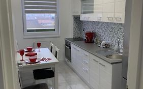 Apartament 2 Camere Prima Nufaru
